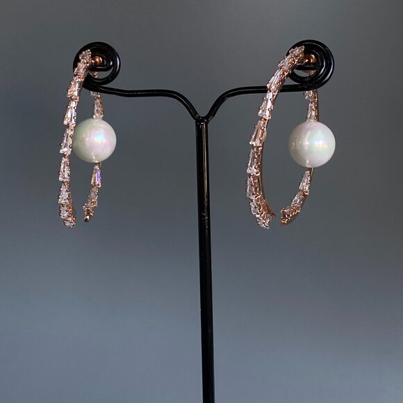 Double Sided Rose Gold Cubic Zirconia Hoop Earrings NWT - Picture 2 of 8